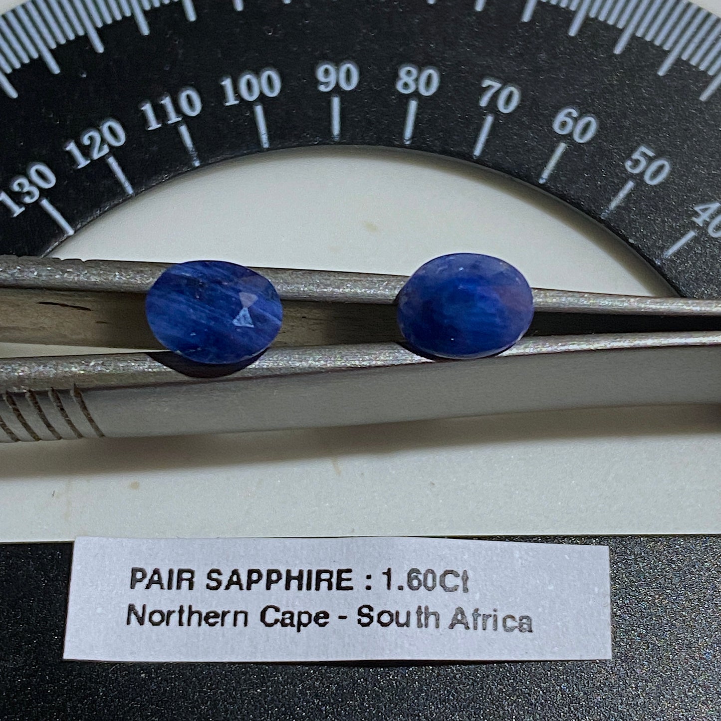 SAPPHIRE CORUNDUM NATURAL GEMSTONES : PAIR FROM NORTHERN CAPE, SOUTH AFRICA 1.60Ct MFG5495