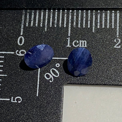 SAPPHIRE CORUNDUM NATURAL GEMSTONES : PAIR FROM NORTHERN CAPE, SOUTH AFRICA 1.60Ct MFG5495