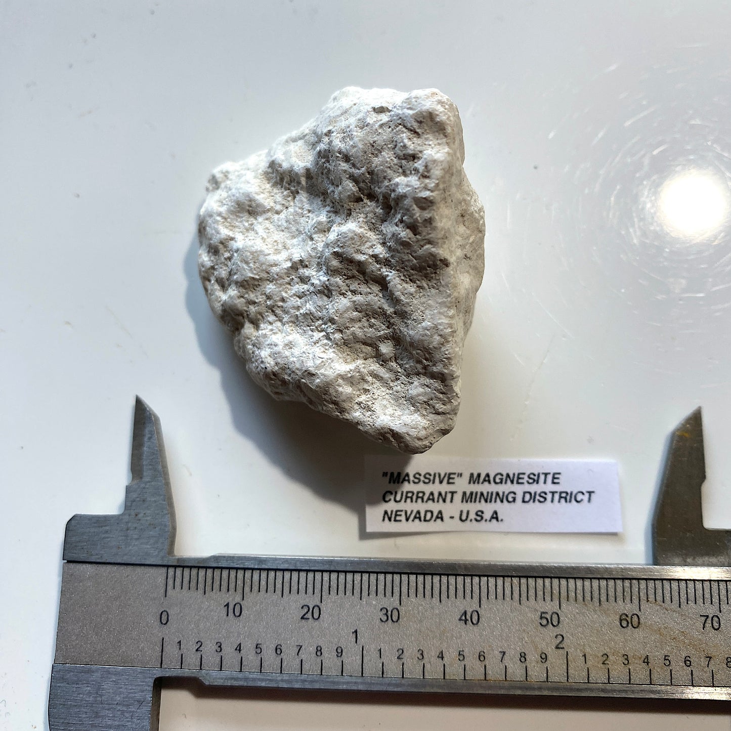 "MASSIVE" MAGNESITE : CURRANT MINING DISTRICT, NEVADA, U.S.A. 49g MF5219