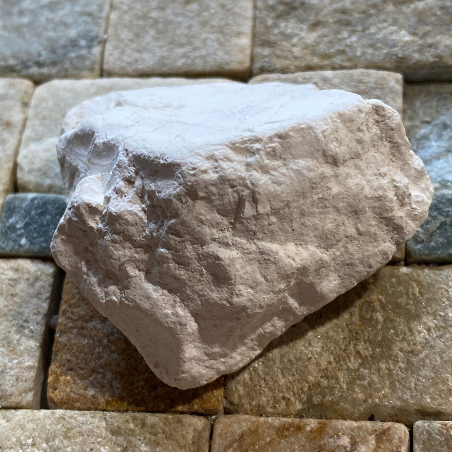 "MASSIVE" MAGNESITE : CURRANT MINING DISTRICT, NEVADA, U.S.A. 49g MF5219
