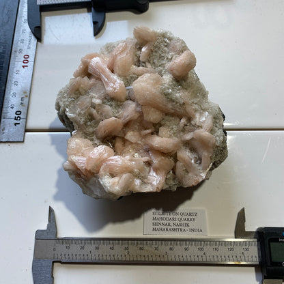 STILBITE : MAHADORI QUARRY, SINNAR, NASHIK, MAHARASHTRA, INDIA 753g MF 5221