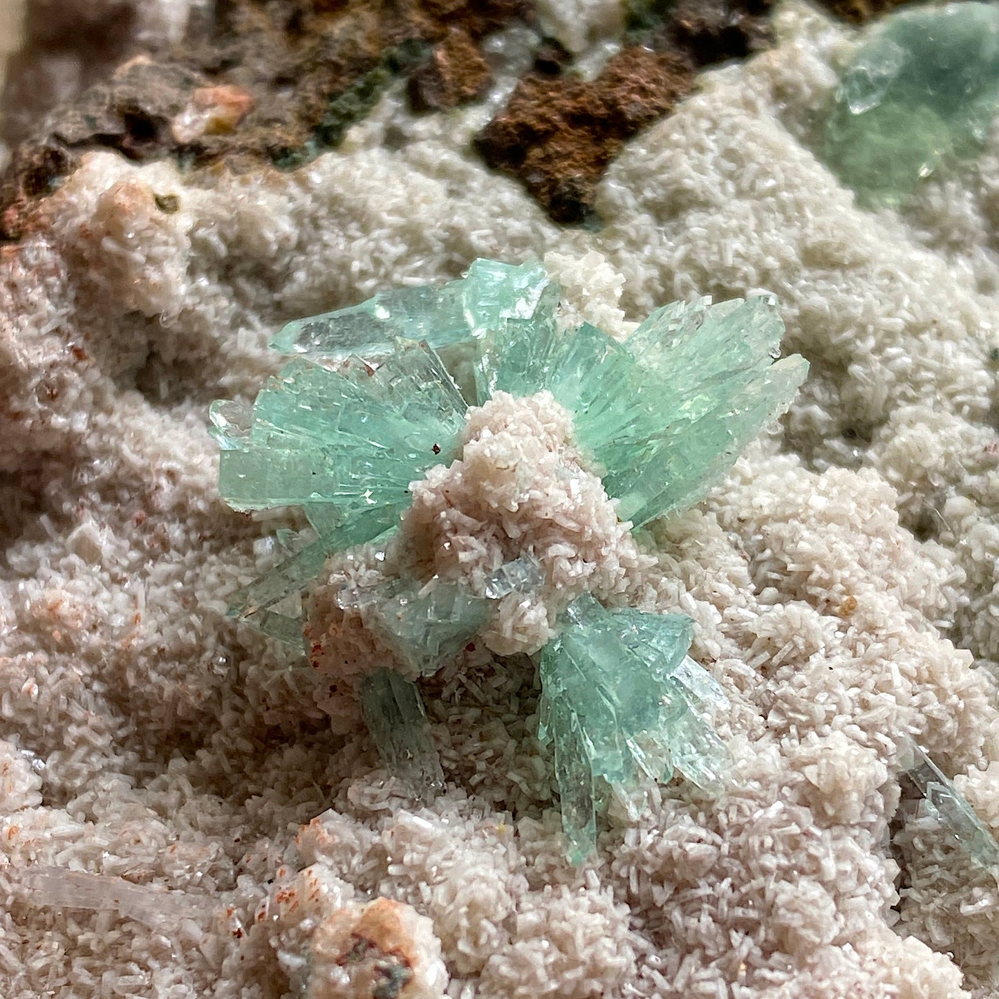 FLUORAPOPHYLLITE(K) ON STILBITE - JALGAON, NASHIK, INDIA 302g MF4439