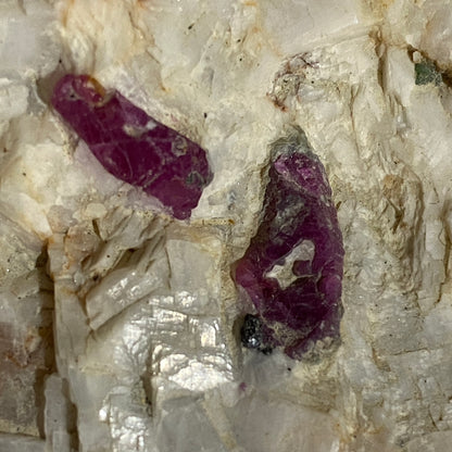 RUBY CORUNDUM ON MARBLE MATRIX : ALIABAD MARBLES, NAGAR, PAKISTAN 215g MF1531