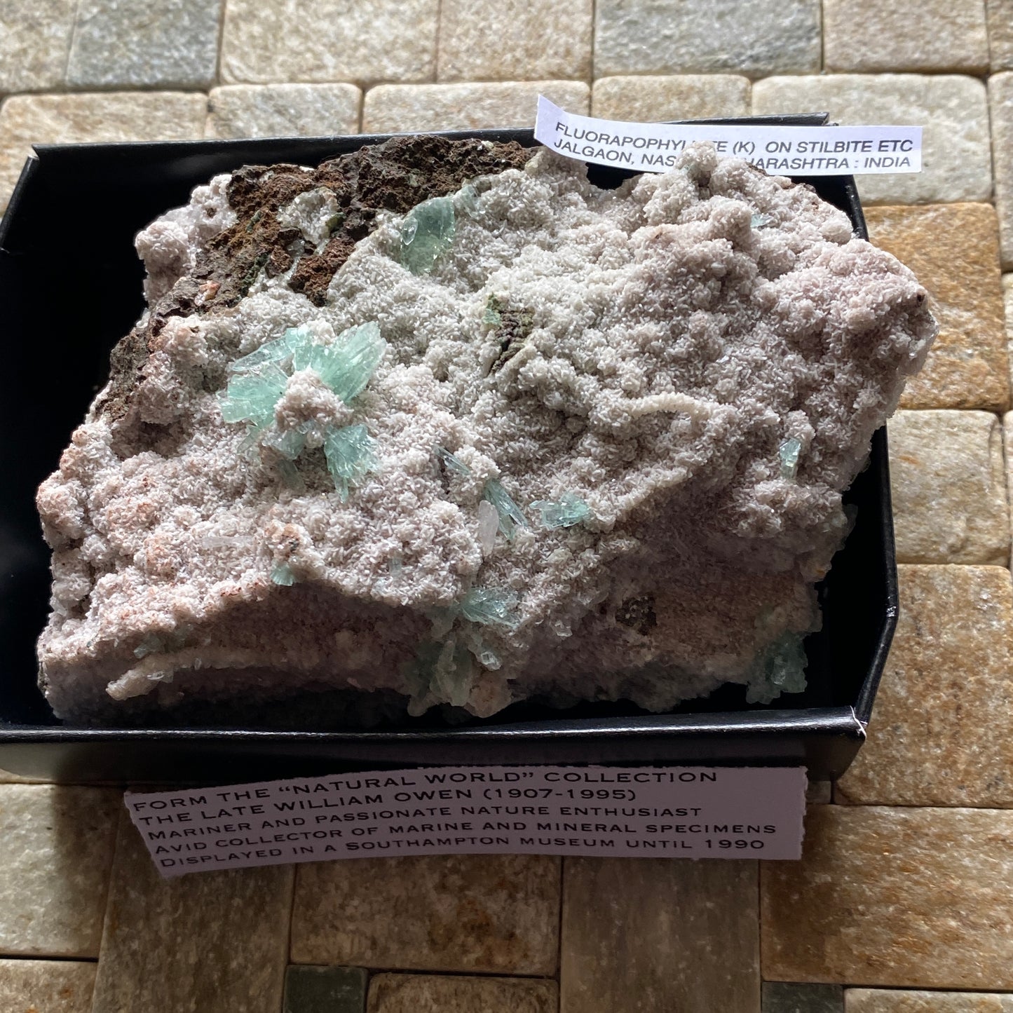 FLUORAPOPHYLLITE(K) ON STILBITE - JALGAON, NASHIK, INDIA 302g MF4439