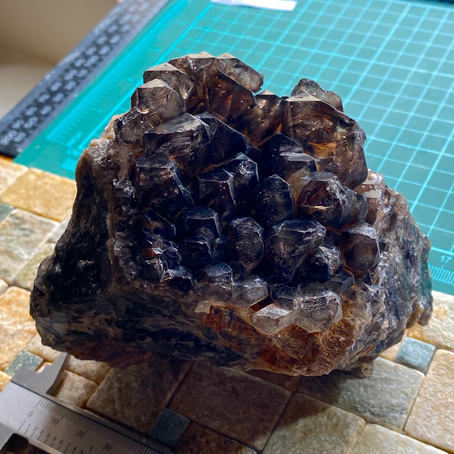 SMOKE QUARTZ CRYSTAL ASSEMBLAGE - MAS SEVER QUARRY, CATEALONIA, SPAIN 1021g MF4440