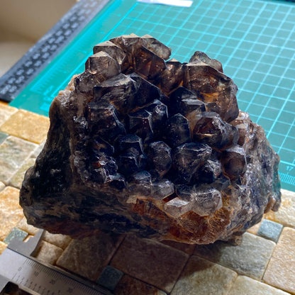 SMOKE QUARTZ CRYSTAL ASSEMBLAGE - MAS SEVER QUARRY, CATEALONIA, SPAIN 1021g MF4440