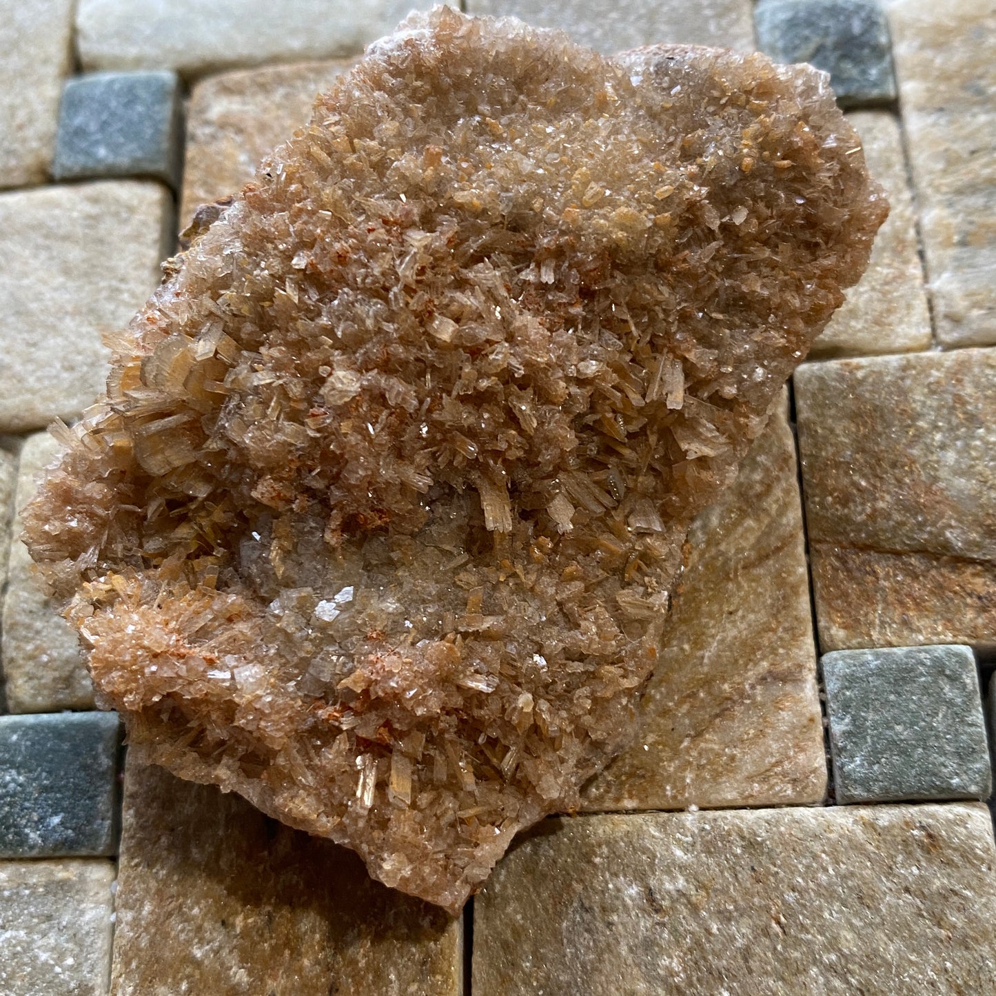 HEMIMORPHITE : OJUELA MINE, MAPIMI, DURANGO, MEXICO. 55g MF5224