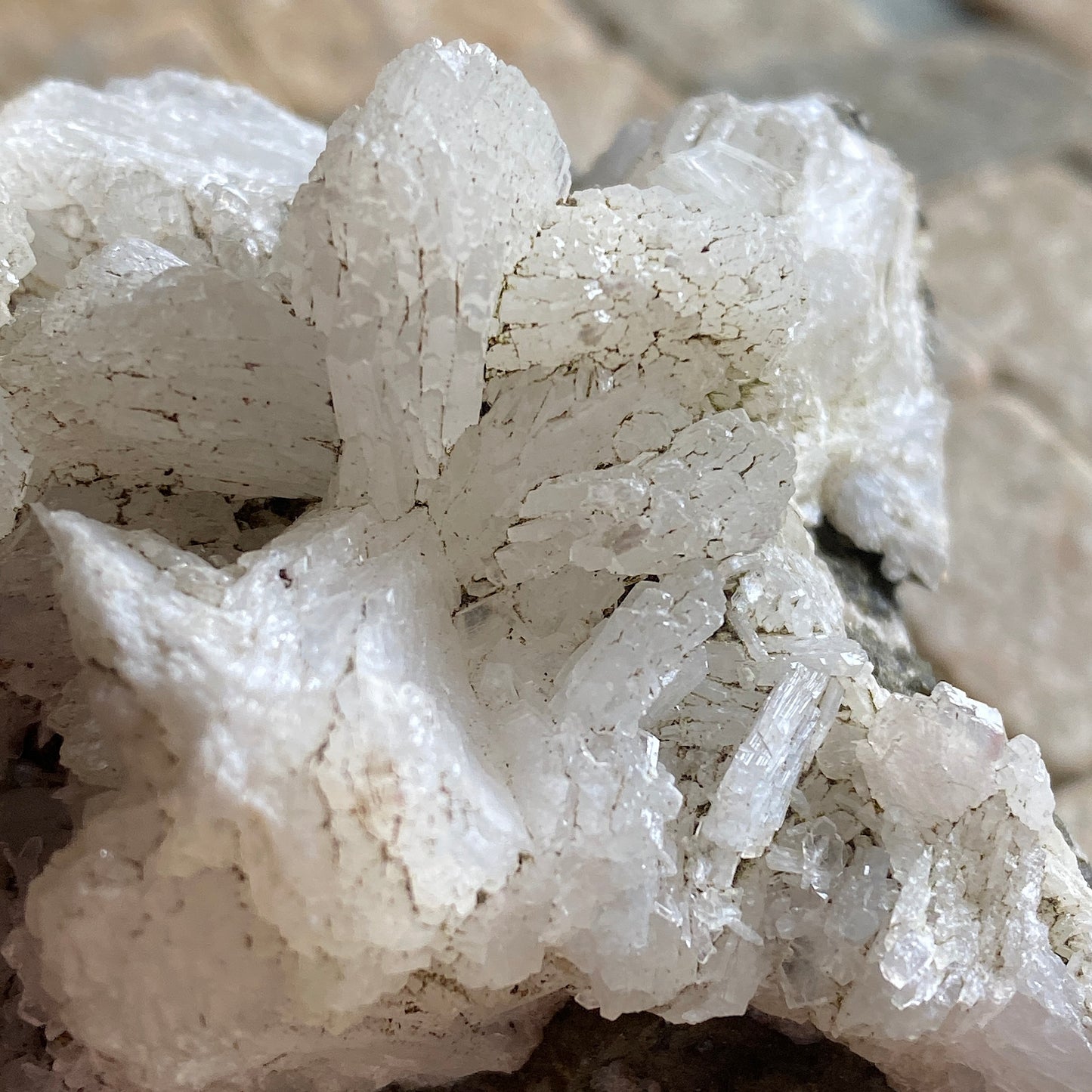 HEMIMORPHITE, OJUELA MINE, DURANGO, MEXICO. 212g MF2038