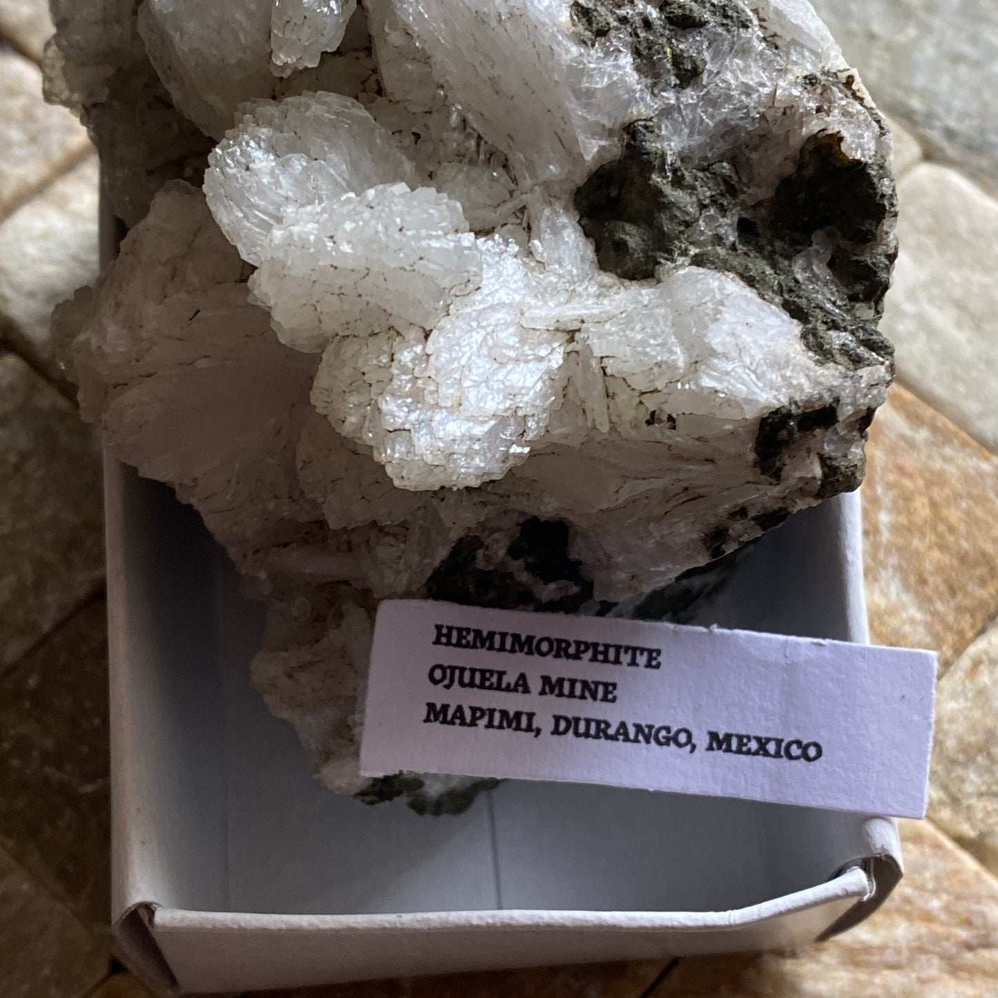 HEMIMORPHITE, OJUELA MINE, DURANGO, MEXICO. 212g MF2038