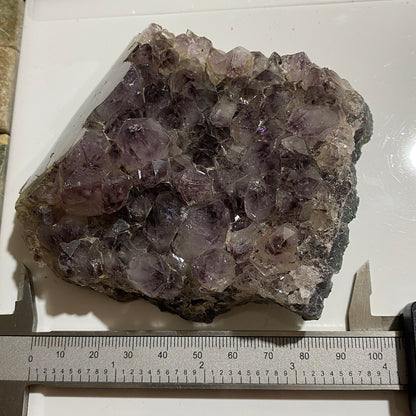 AMETHYST QUARTZ CRYSTAL ASSEMBLAGE.  AMETISTA, BRAZIL 343g MF1516