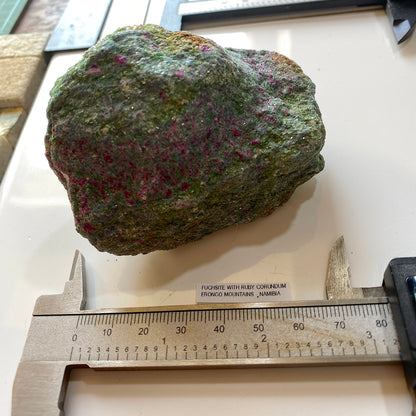 FUCHSITE WITH RUBY CORUNDUM : ERONGO MOUNTAINS, NAMIBIA 329g. MF5230