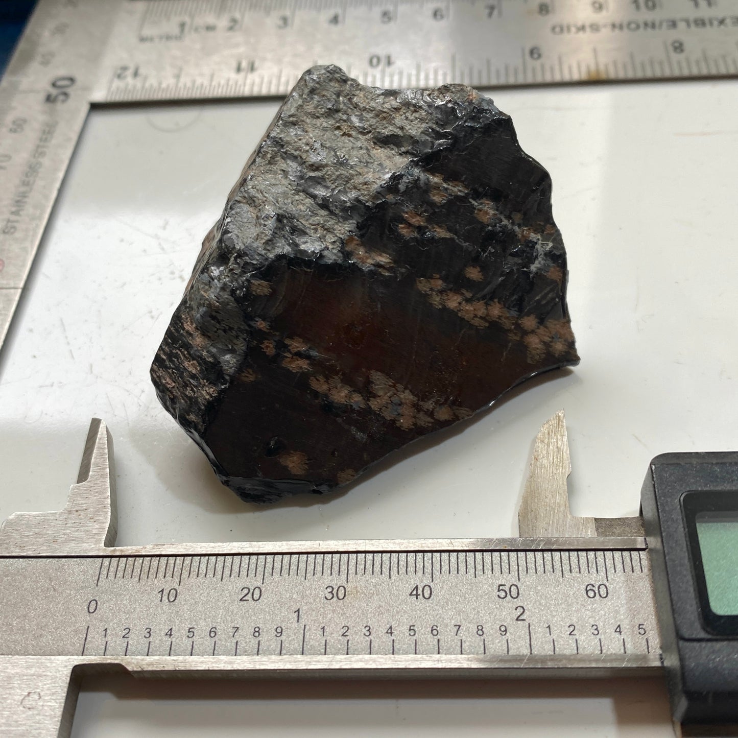 OBSIDIAN WITH CRISTOBALITE - BLACK SPRINGS, UTAH, U.S.A. 73g MF4225