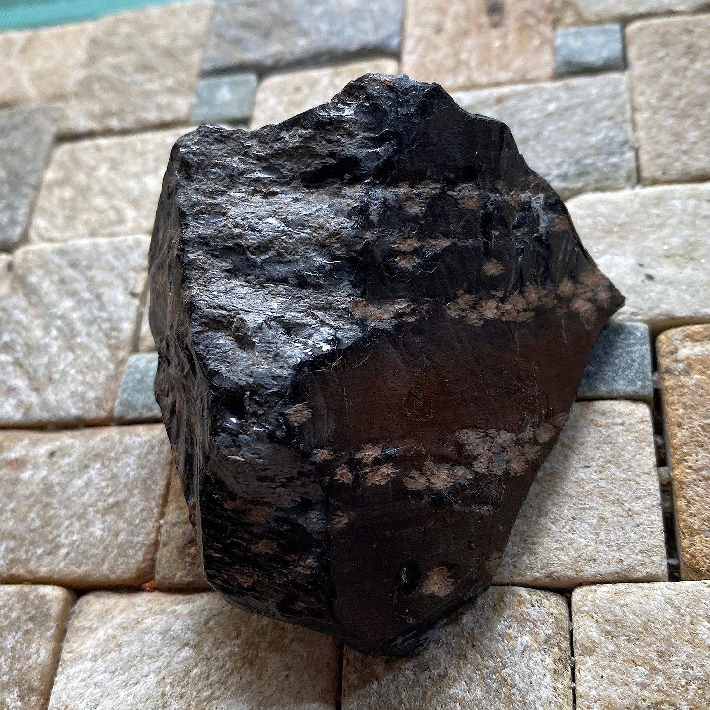 OBSIDIAN WITH CRISTOBALITE - BLACK SPRINGS, UTAH, U.S.A. 73g MF4225