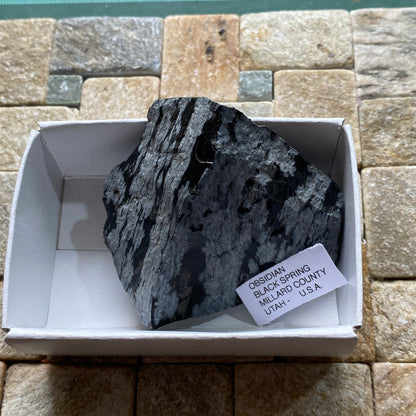 OBSIDIAN WITH CRISTOBALITE - BLACK SPRINGS, UTAH, U.S.A. 73g MF4225