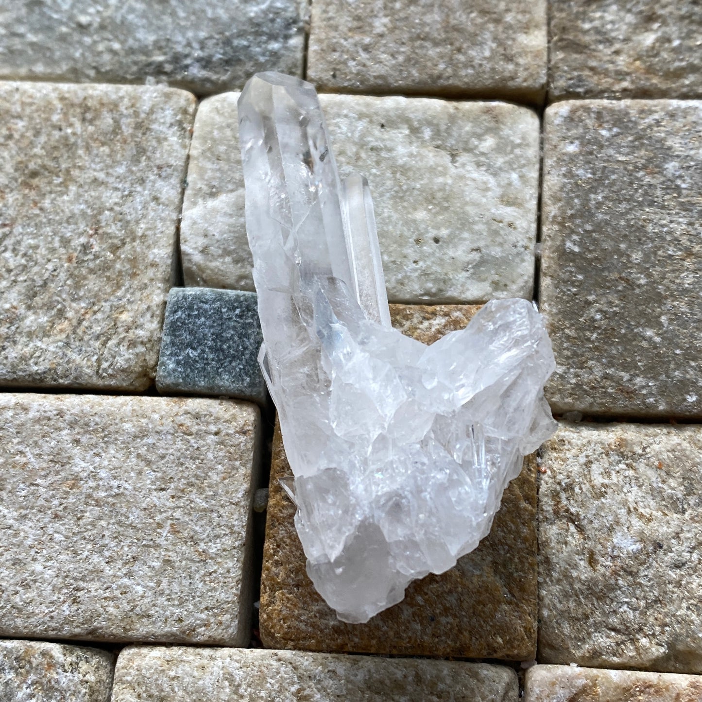 QUARTZ - GUNYAHANG MINE, KOSHI PRADESH, MAKULU, NEPAL. 11g MF4226