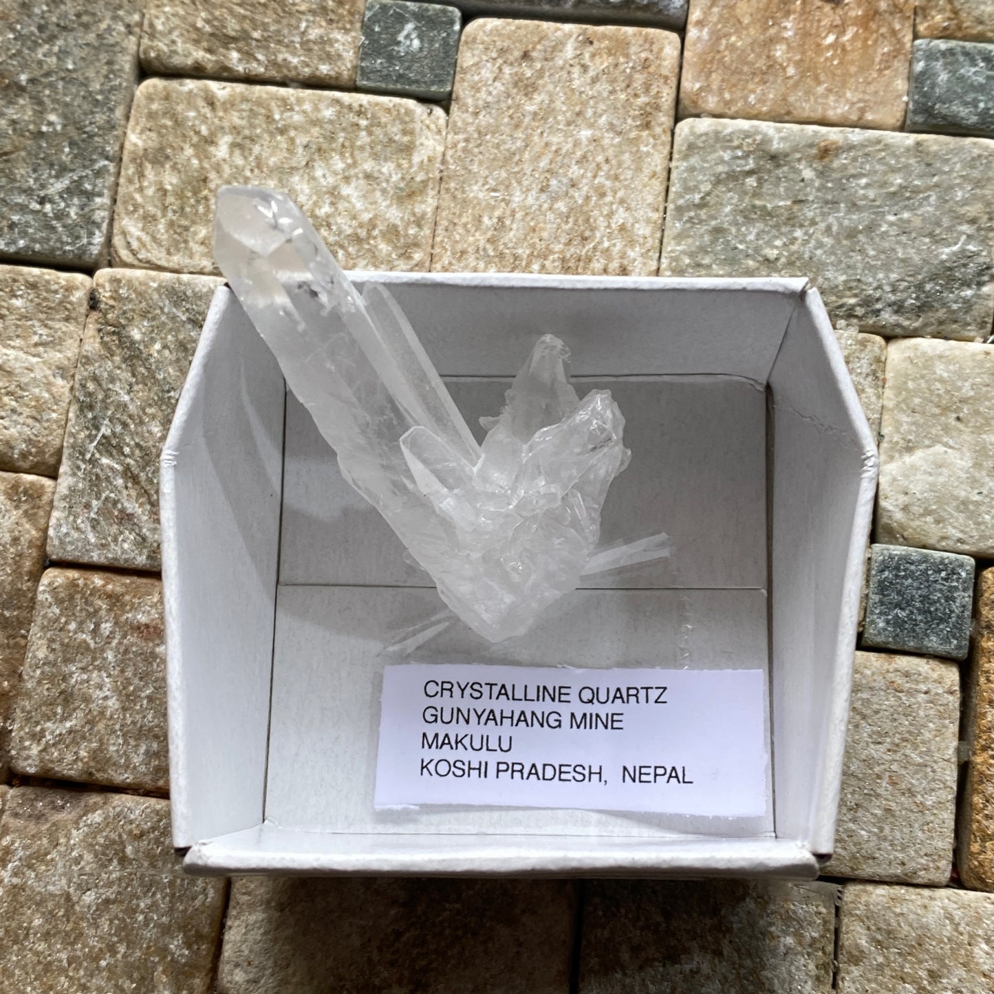 QUARTZ - GUNYAHANG MINE, KOSHI PRADESH, MAKULU, NEPAL. 11g MF4226