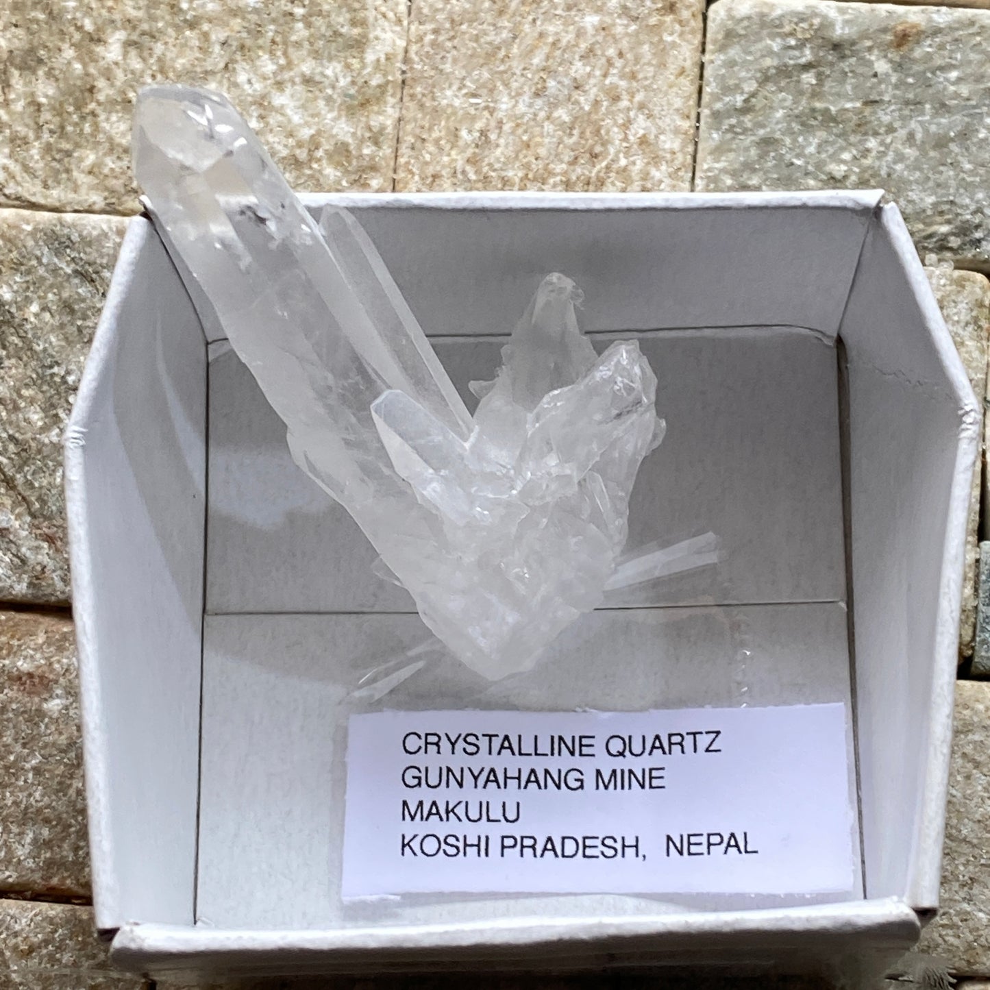 QUARTZ - GUNYAHANG MINE, KOSHI PRADESH, MAKULU, NEPAL. 11g MF4226