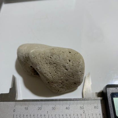 PUMICE VOLCANIC ROCK - ISCHIA ISALND, NAPLES, ITALY. 17g. MF4227