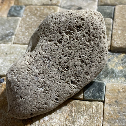 PUMICE VOLCANIC ROCK - ISCHIA ISALND, NAPLES, ITALY. 17g. MF4227