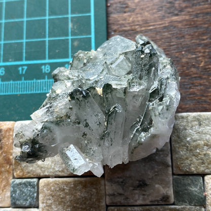 QUARTZ/CHLORITE DU DISTRICT DE KHARAN, PAKISTAN 100g MF6891
