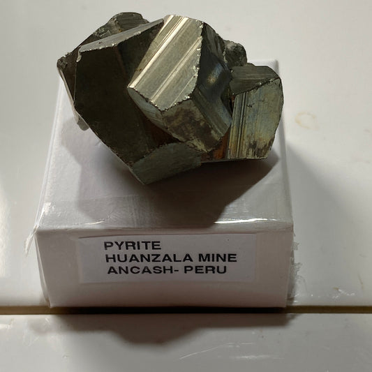 PYRITE BEAUTIFUL SPECIMEN FROM HUANZALA MINE, ANCASH, PERU. 51g MF5235