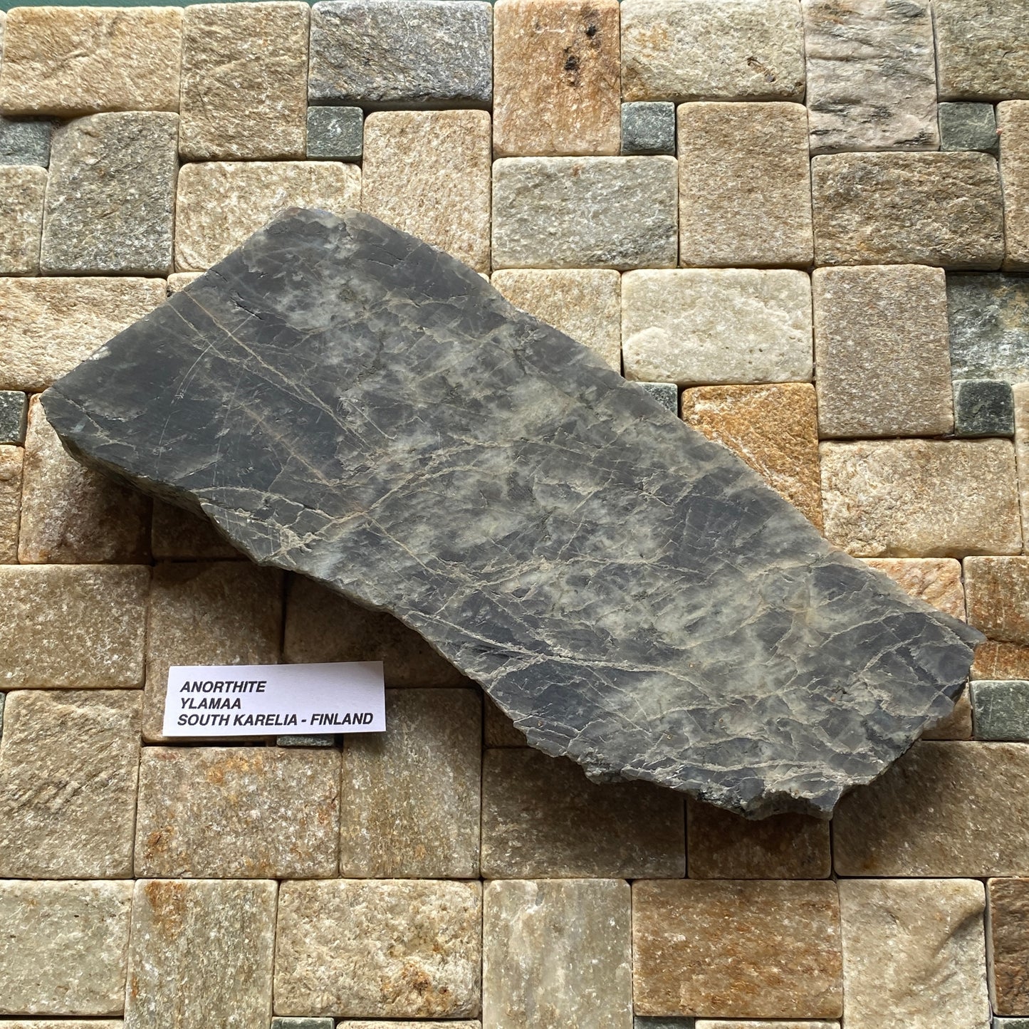 ANORTHITE [LABRADORITE] FELDSPAR - YLAMAA, FINLAND 185g MF6817
