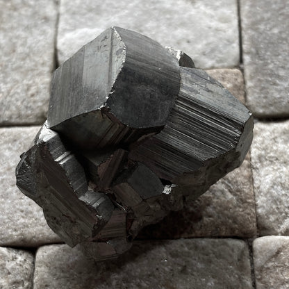PYRITE BEAUTIFUL SPECIMEN FROM HUANZALA MINE, ANCASH, PERU. 51g MF5235