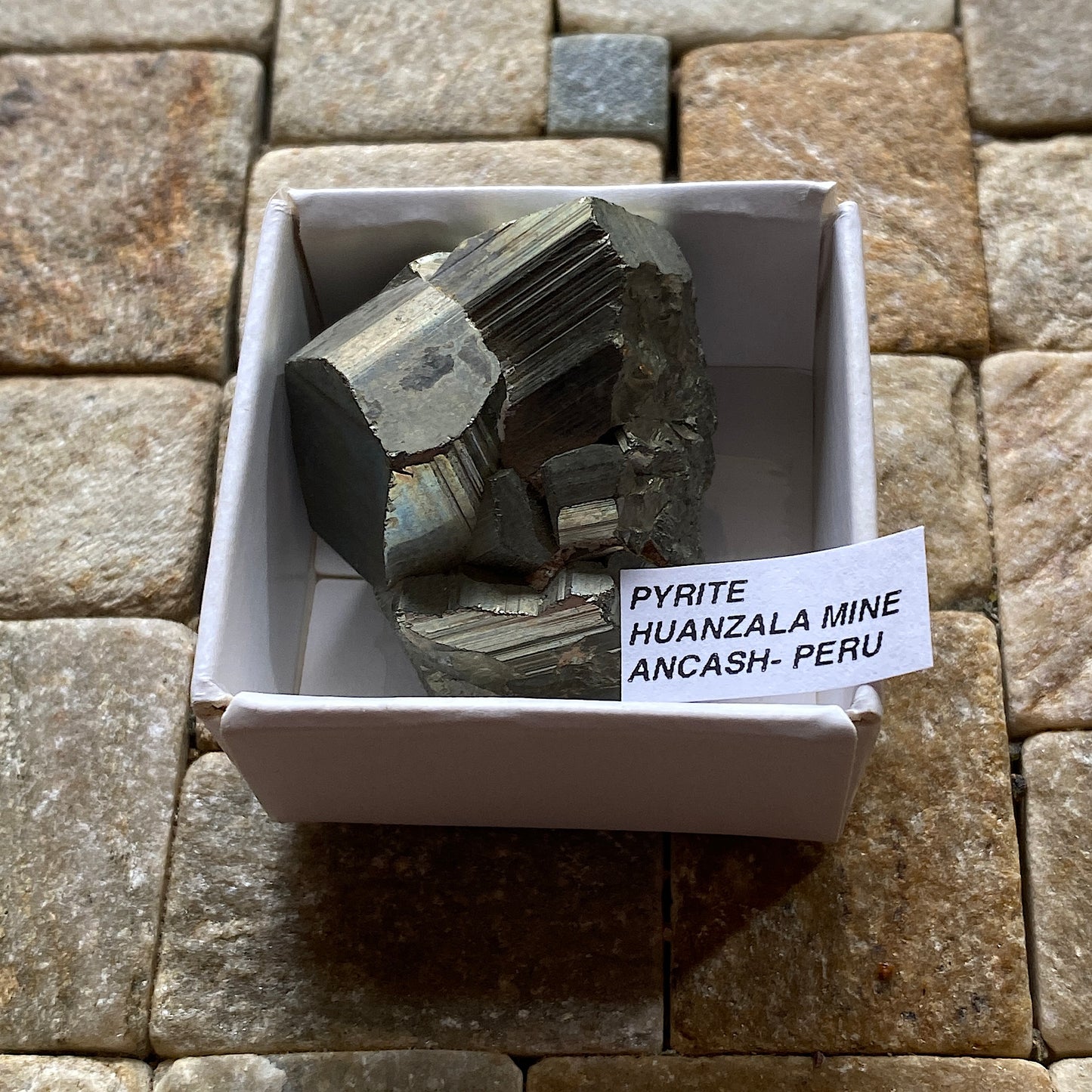 PYRITE BEAUTIFUL SPECIMEN FROM HUANZALA MINE, ANCASH, PERU. 51g MF5235