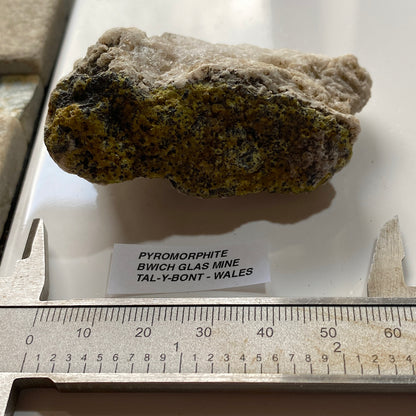 PYROMORPHITE : BWICH GLAS MINE, TAL-Y-BONT, CEREDIGION, WALES, U.K. 83g MF5236