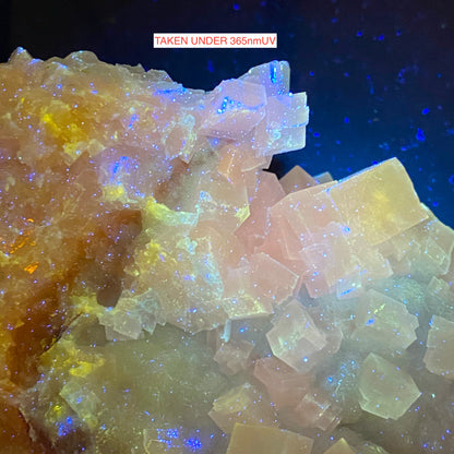 BEAUTIFUL CALCITE CRYSTAL ASSEMBLAGE FROM TSUMEB MINE, NAMIBIA 468g MF1570