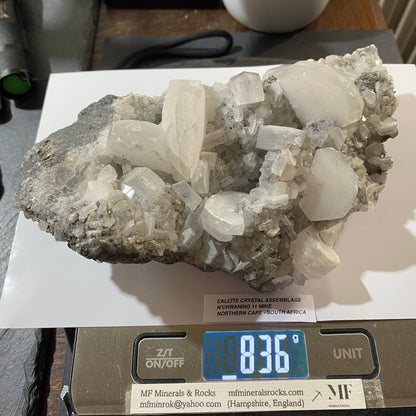 CALCITE CRYSTAL ASSEMBLAGE, NORTHERN CAPE, SOUTH AFRICA. SUBSTANTIAL 838g MF1594