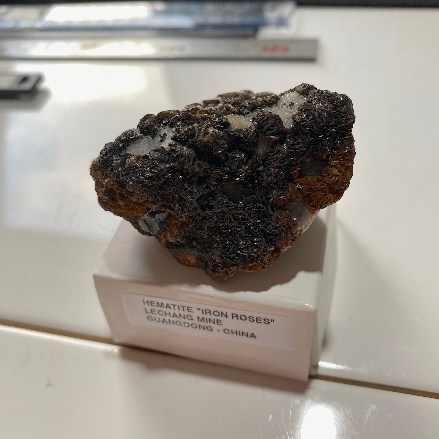 HEMATITE "IRON ROSES" : LECHANG MINE, SHAOGUAN, GUANGDONG, CHINA 103g MF5239