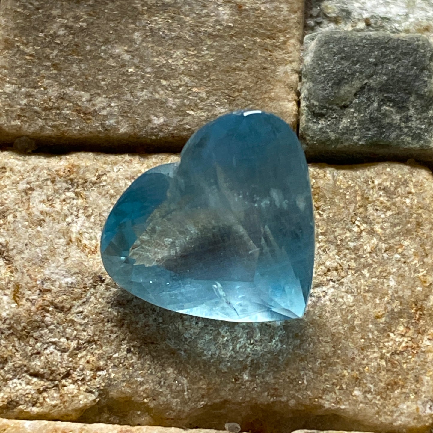 AQUAMARINE BERYL NATURAL MINED GEMSTONE - SHENGUS, GILGIT-BALTISTAN, PAKISTAN 10.83Ct MFG1894