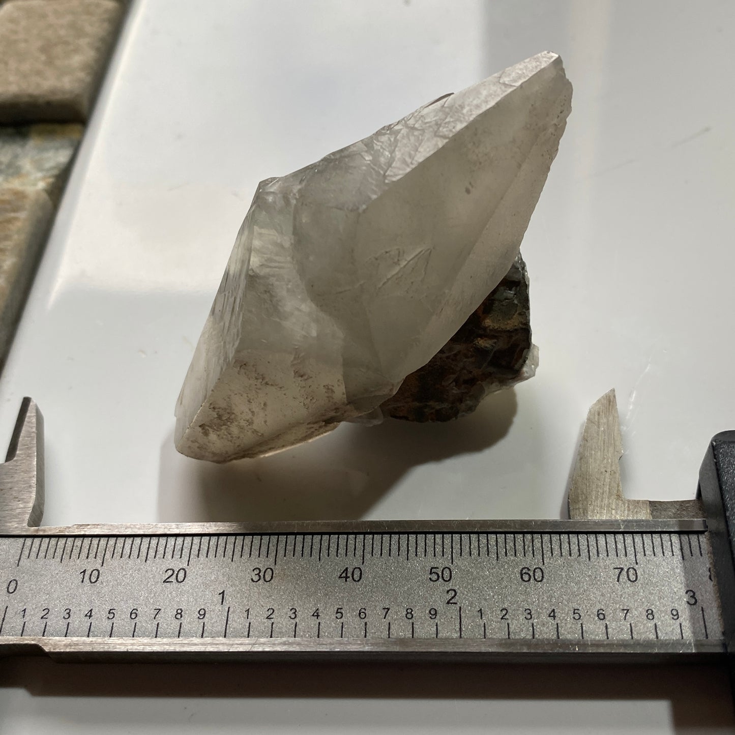 CALCITE TWINNED SCALENOHEDRONS, TAFFS WELL QUARRY, WALES, U.K.