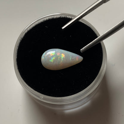 OPAL NATURAL MINED GEMSTONE - COOPER PEDY, SOUTH AUSTRALIA. 1.10Ct. MFG1800