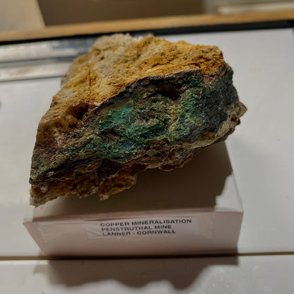 COPPER MINERALISATION : PENSTRUTHAL MINE, LANNER, CORNWALL, 291g MF5244