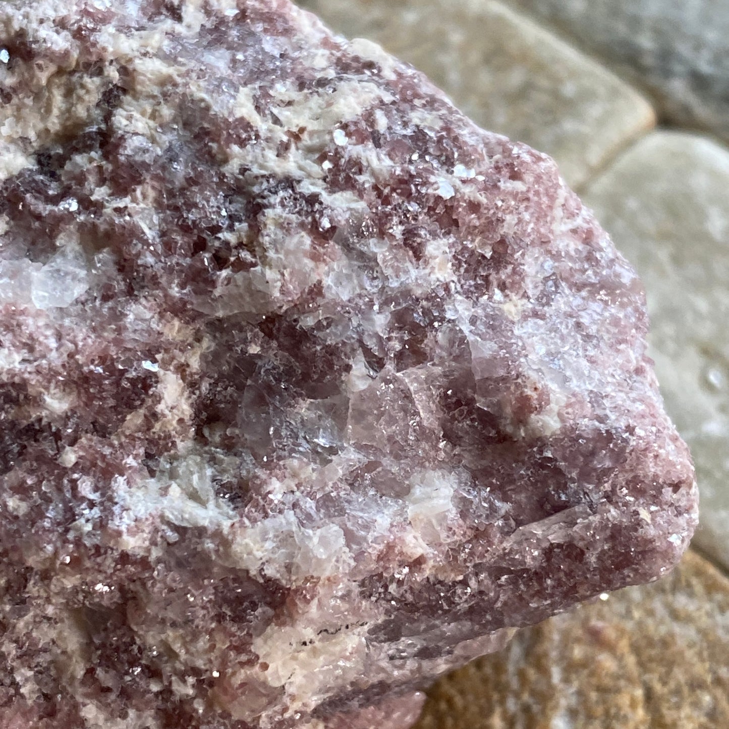 LEPIDOLITE/CLEVELANDITE/QUARTZ - OTJUA MINE, ERONGO, NAMIBIA 85g MF2048