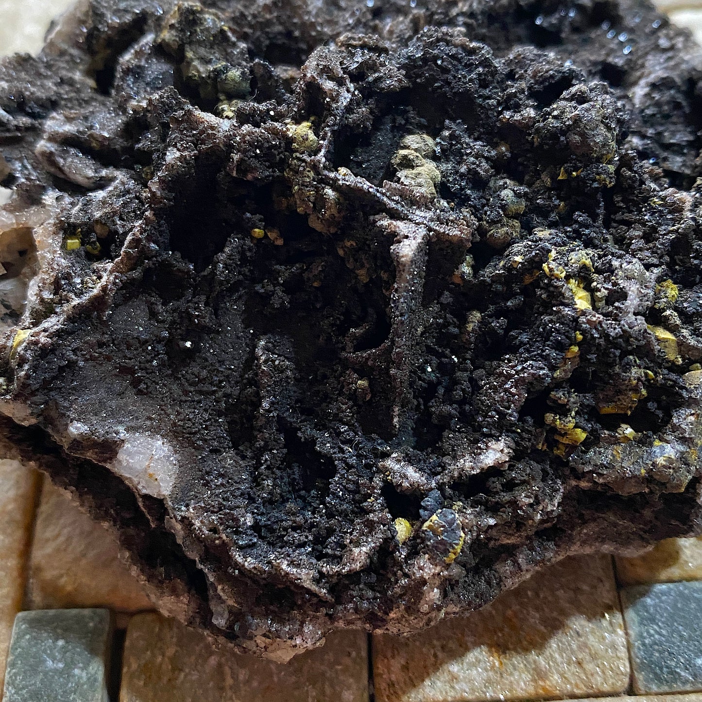 MANGANITE [ETC] : N'CHWANING MINE, NORTHERN CAPE, SOUTH AFRICA 197g MF5245