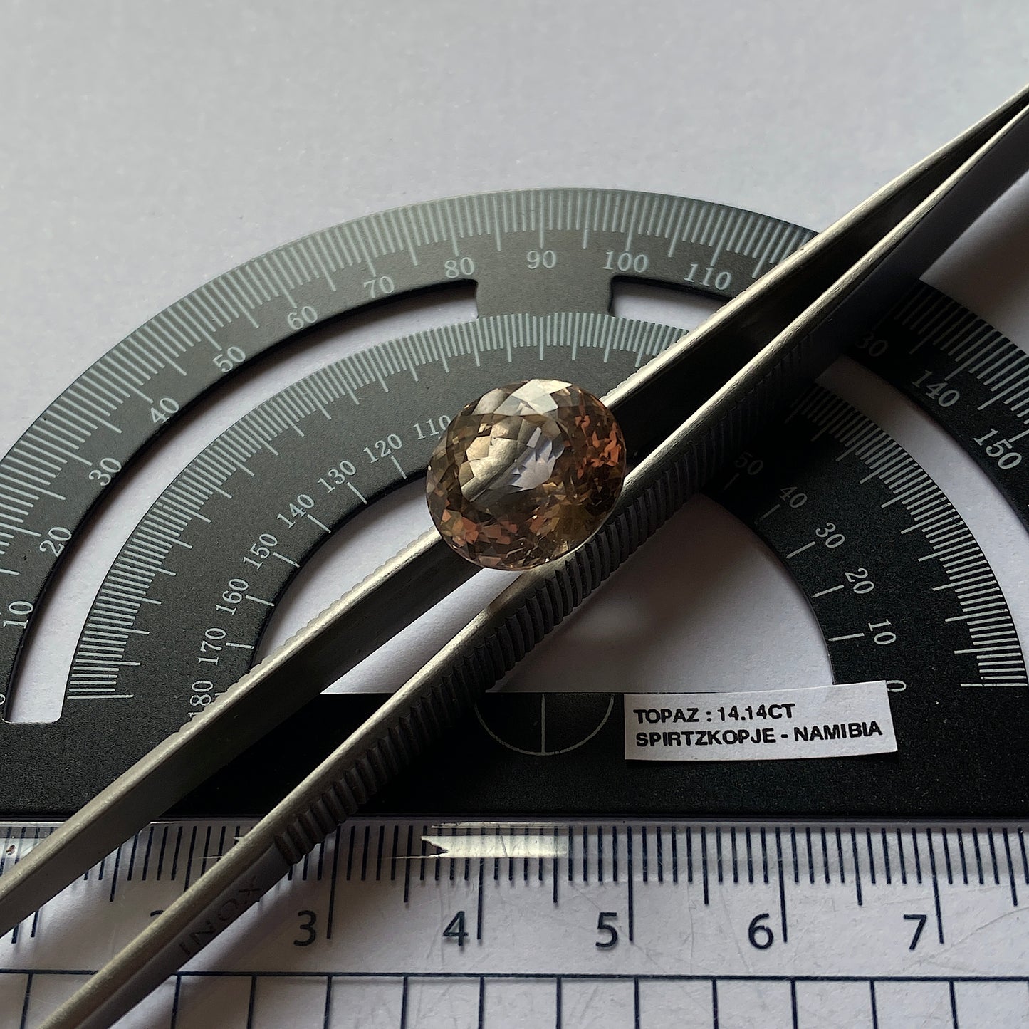 TOPAZ NATURAL MINED GEMSTONE  - SPITZKOPJE, ERONGO, NAMIBIA 14.14Ct MFG5363