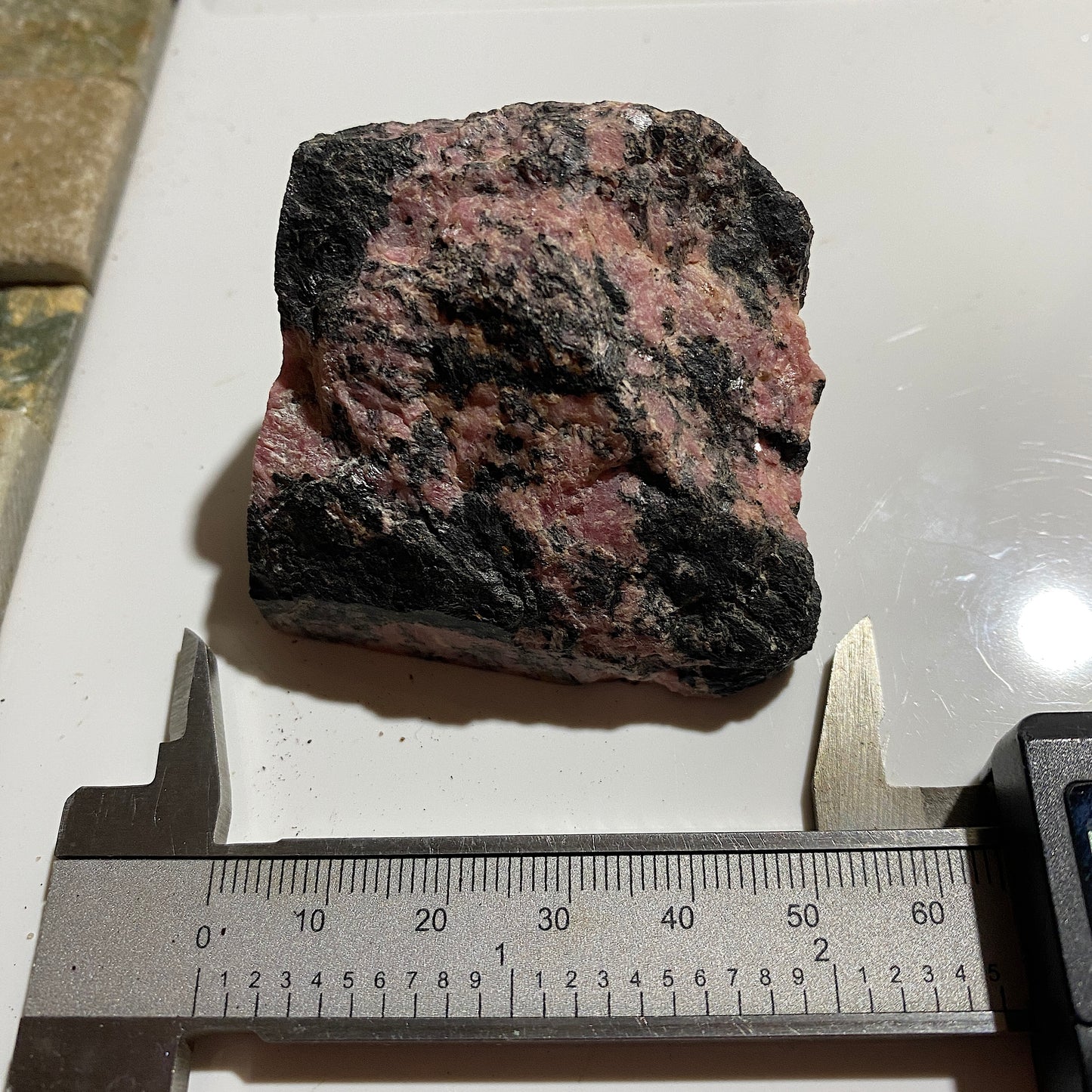 RHODONITE : SAN MARTIN MINE, ANCASH, PERU  144g MF1698
