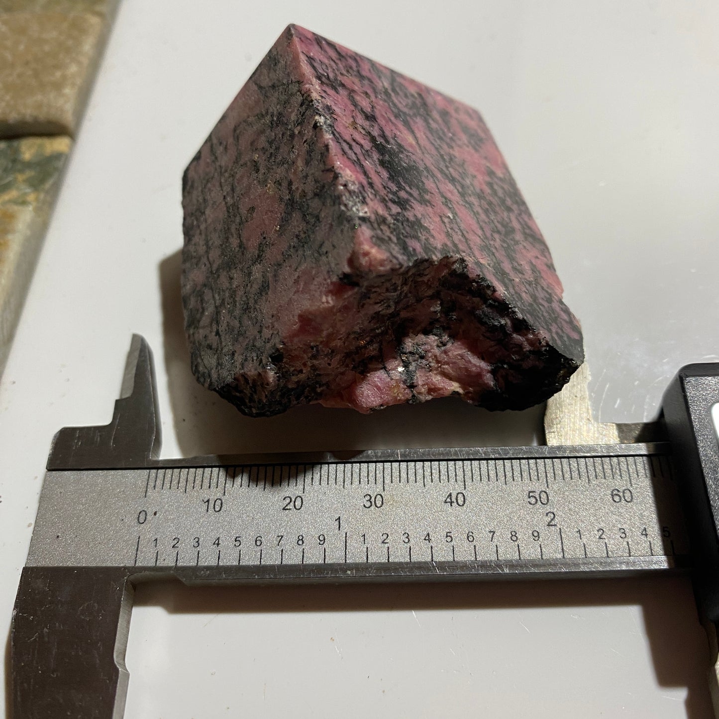 RHODONITE : SAN MARTIN MINE, ANCASH, PERU  144g MF1698