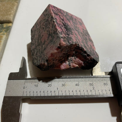 RHODONITE : SAN MARTIN MINE, ANCASH, PERU  144g MF1698
