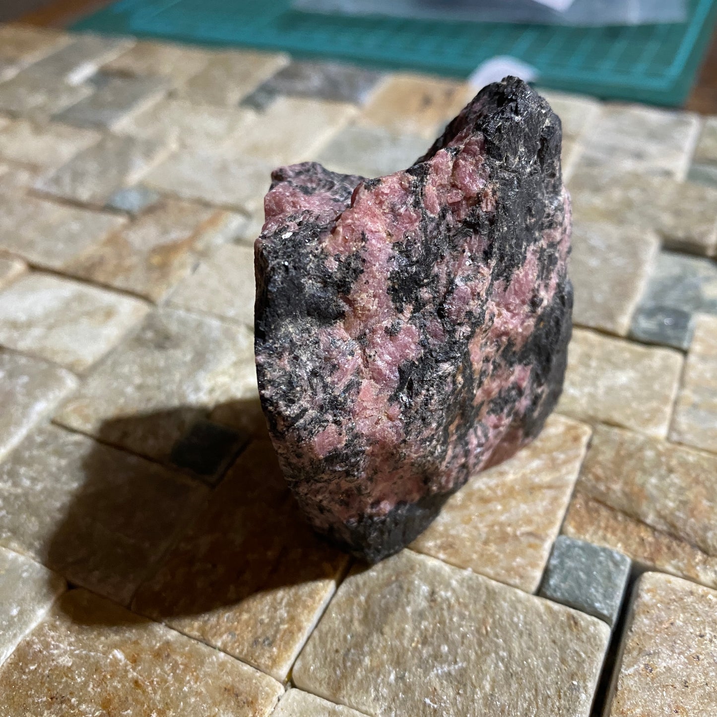RHODONITE : SAN MARTIN MINE, ANCASH, PERU  144g MF1698