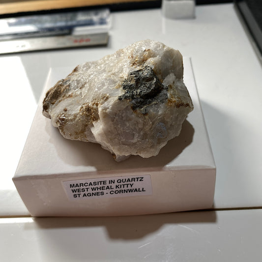 MARCASITE IN QUARTZ : WEST WHEAL KITTY, ST AGNES, CORNWALL. 119g MF5248