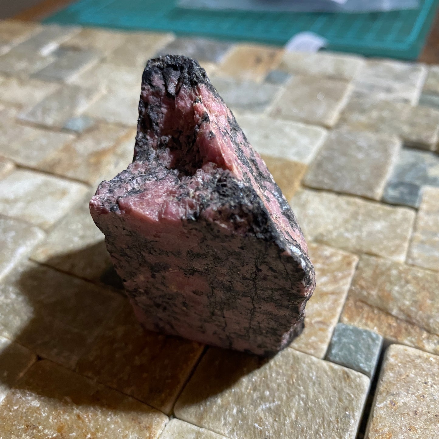 RHODONITE : SAN MARTIN MINE, ANCASH, PERU  144g MF1698