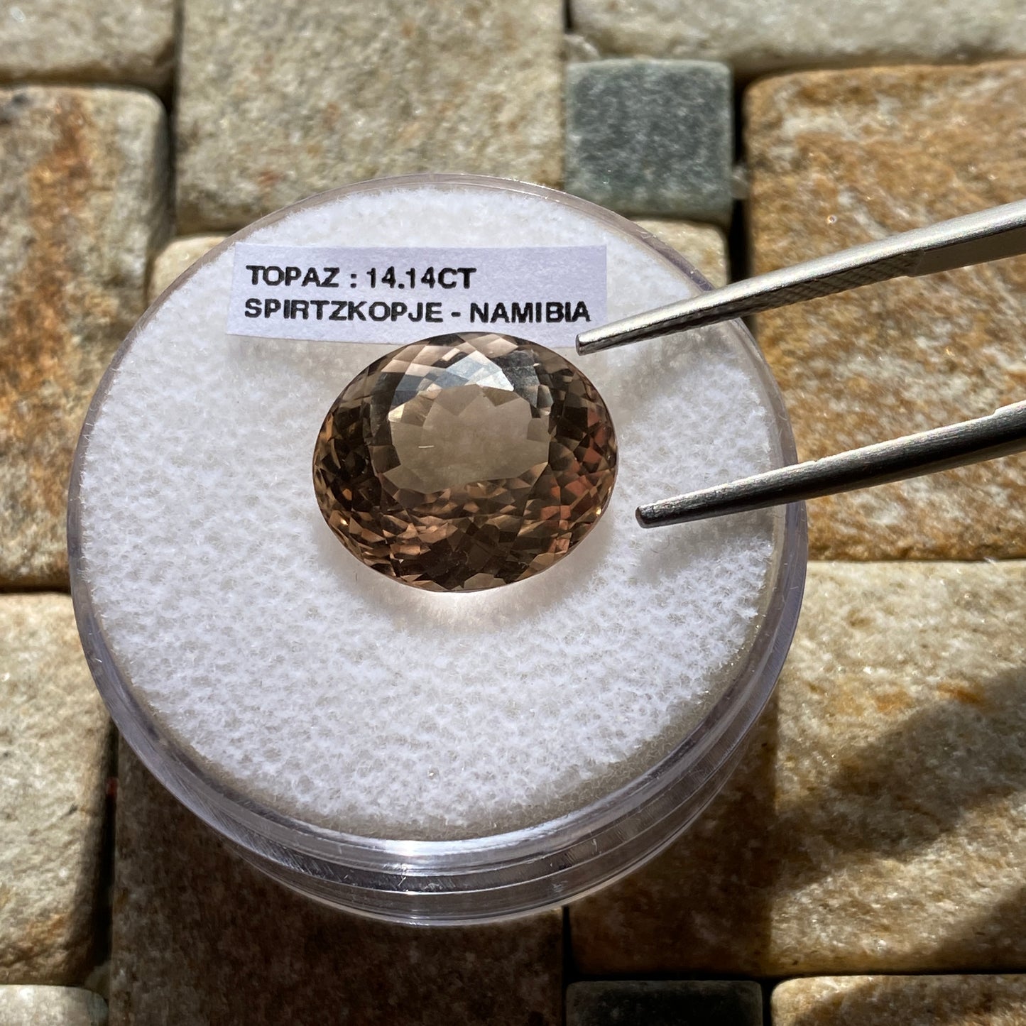 TOPAZ NATURAL MINED GEMSTONE  - SPITZKOPJE, ERONGO, NAMIBIA 14.14Ct MFG5363