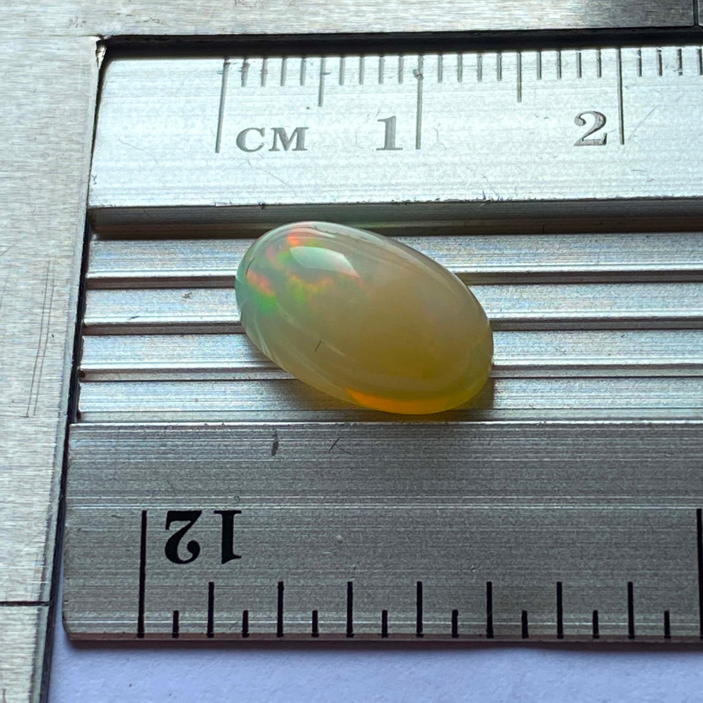 OPAL NATURAL MINED GEMSTONE  - COOBER PEDY, SOUTH AUSTRALIA 2.77Ct c MFG5364