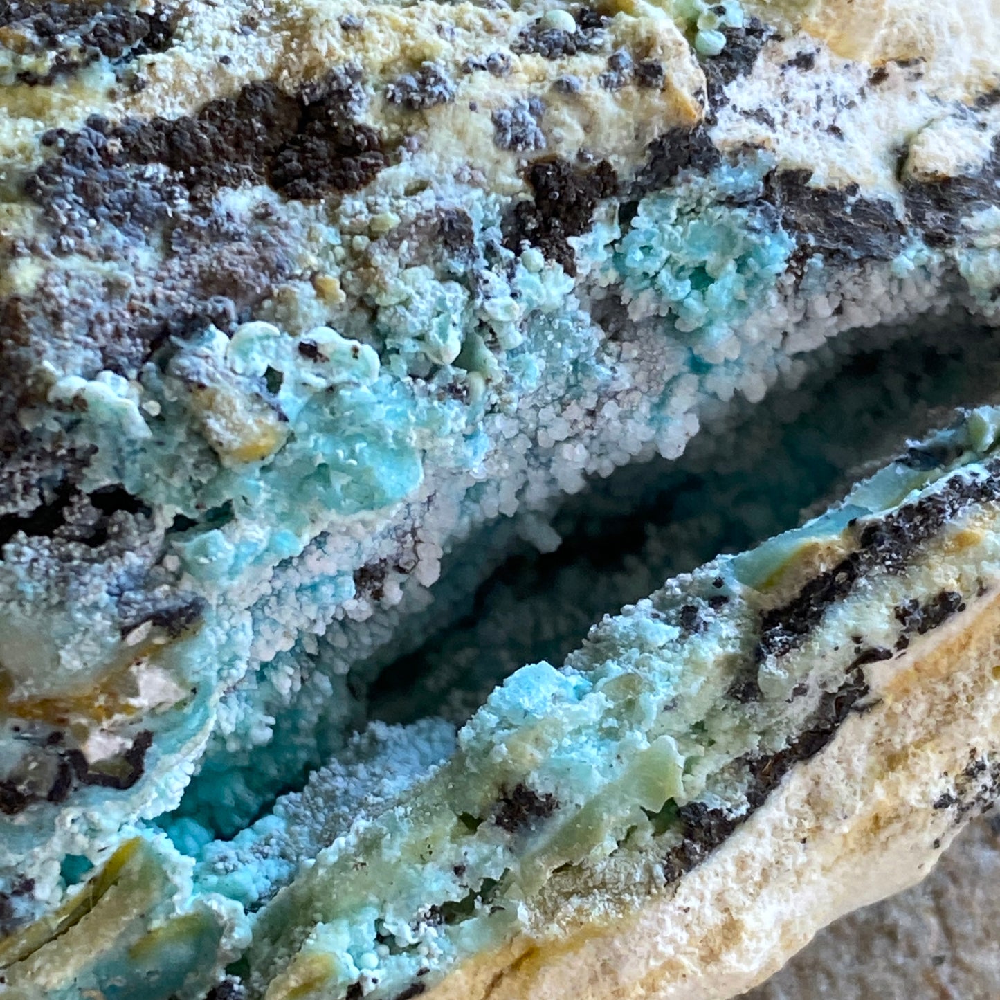 TURQUOISE IN MATRIX FROM BOU ZEGGAR, MOROCCO. 116g MF2055