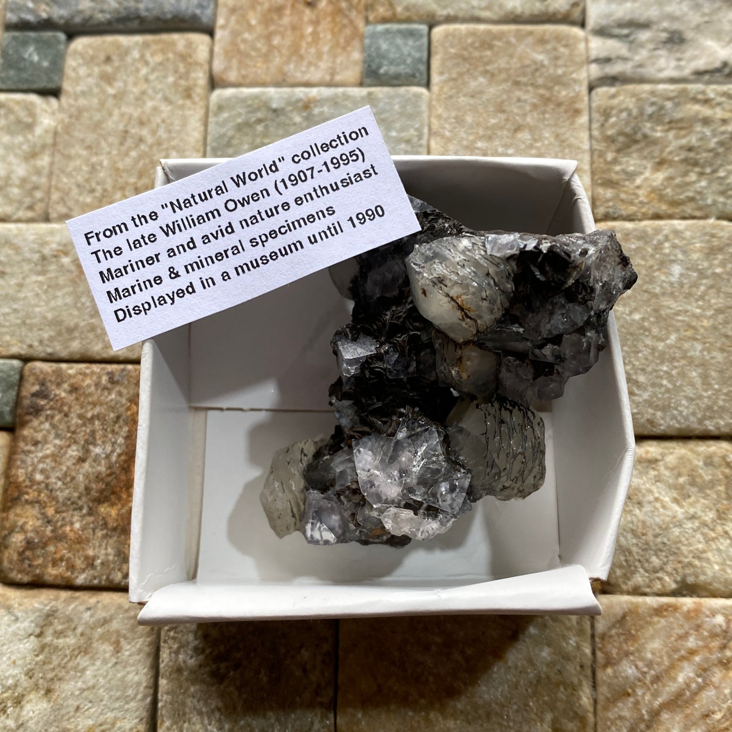 FLUORITE WITH CALCITE [ETC] : RARE SPECIMEN FROM MIXON MINE, STAFFORDSHIRE 39g MF5256