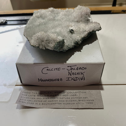 CALCITE RARE IMPRESSIVE SPECIMEN FROM JALGAON, INDIA 142g MF1626